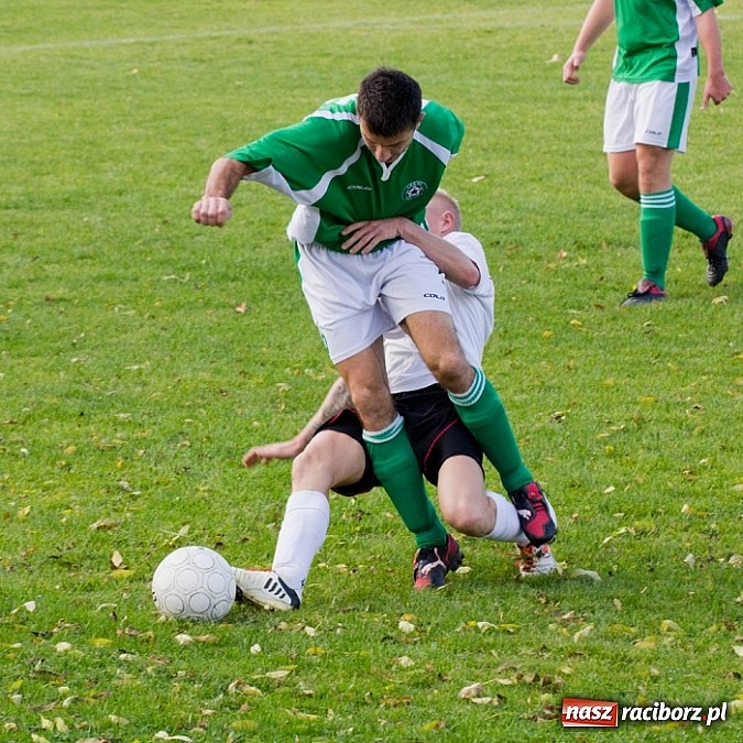 Zdjęcie w galerii na portalu naszraciborz.pl: Spokojna wygrana ekipy Tworkowa wiadomości z regionu