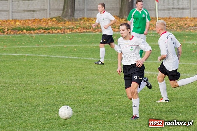 Zdjęcie w galerii na portalu naszraciborz.pl: Spokojna wygrana ekipy Tworkowa wiadomości z regionu