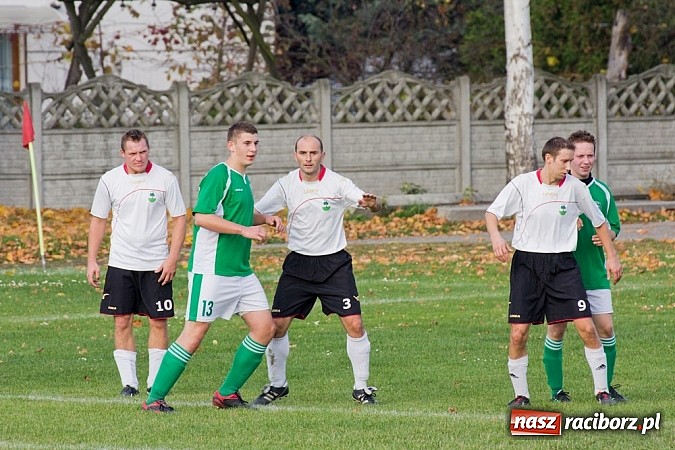 Zdjęcie w galerii na portalu naszraciborz.pl: Spokojna wygrana ekipy Tworkowa wiadomości z regionu