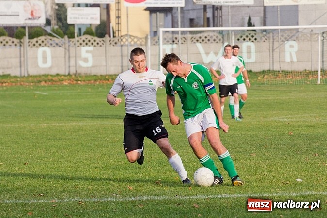 Zdjęcie w galerii na portalu naszraciborz.pl: Spokojna wygrana ekipy Tworkowa wiadomości z regionu