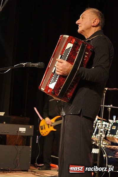 Zdjęcie w galerii na portalu naszraciborz.pl: Pamiętasz była jesień w Strzesze wiadomości z regionu