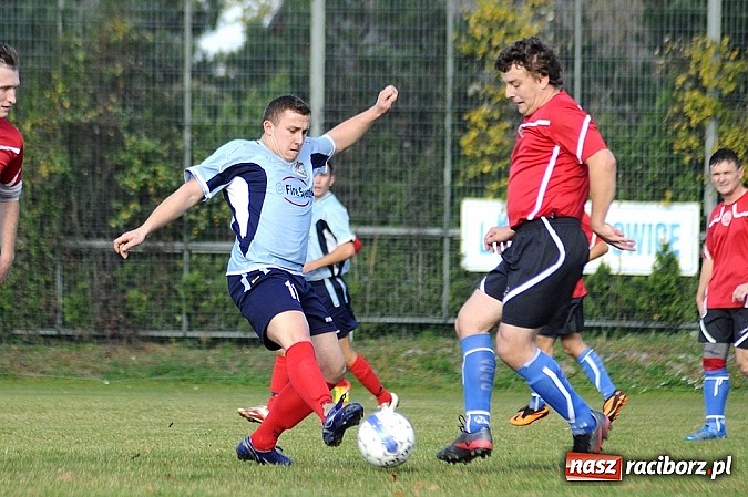 Zdjęcie w galerii na portalu naszraciborz.pl: Markowice-Rogów: Wygrana w ostatnich minutach wiadomości z regionu