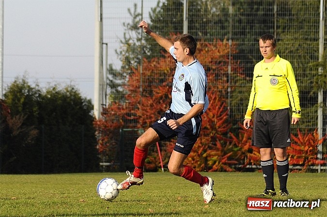 Zdjęcie w galerii na portalu naszraciborz.pl: Markowice-Rogów: Wygrana w ostatnich minutach wiadomości z regionu