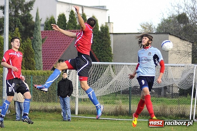 Zdjęcie w galerii na portalu naszraciborz.pl: Markowice-Rogów: Wygrana w ostatnich minutach wiadomości z regionu