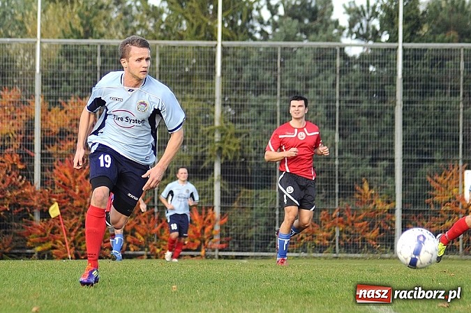 Zdjęcie w galerii na portalu naszraciborz.pl: Markowice-Rogów: Wygrana w ostatnich minutach wiadomości z regionu