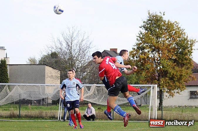 Zdjęcie w galerii na portalu naszraciborz.pl: Markowice-Rogów: Wygrana w ostatnich minutach wiadomości z regionu