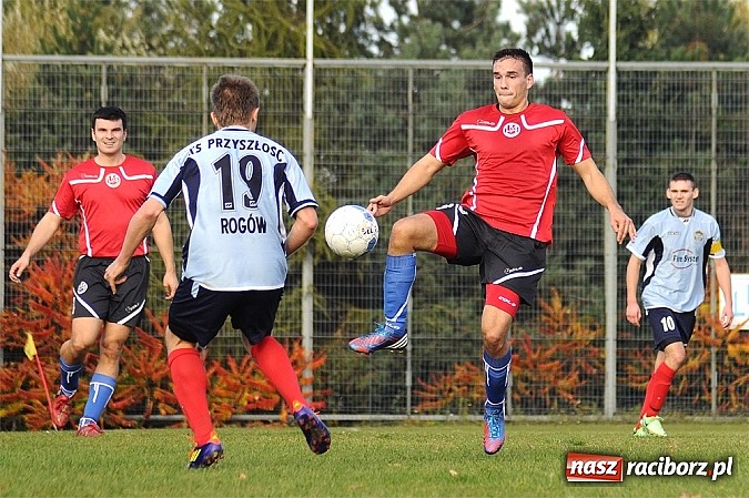 Zdjęcie w galerii na portalu naszraciborz.pl: Markowice-Rogów: Wygrana w ostatnich minutach wiadomości z regionu