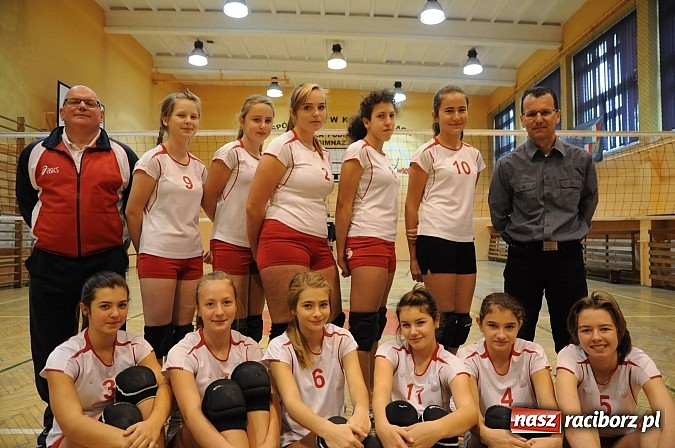 Zdjęcie w galerii na portalu naszraciborz.pl: UKS Krzanowice z pucharem starosty wiadomości z regionu