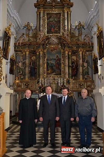 Zdjęcie w galerii na portalu naszraciborz.pl: Uroczyste otwarcie ulicy Krzyżanowskiej w Tworkowie z udziałem wojewody wiadomości z regionu