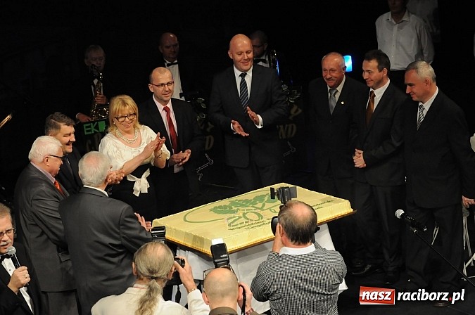 Zdjęcie w galerii na portalu naszraciborz.pl: Benefis z okazji 20-lecia Wojewódzkiego Funduszu Ochrony Środowiska i Gospodarki Wodnej w Katowicach wiadomości z regionu