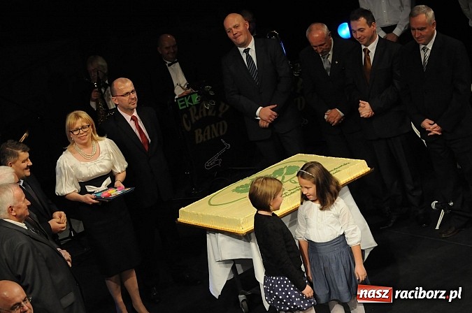 Zdjęcie w galerii na portalu naszraciborz.pl: Benefis z okazji 20-lecia Wojewódzkiego Funduszu Ochrony Środowiska i Gospodarki Wodnej w Katowicach wiadomości z regionu