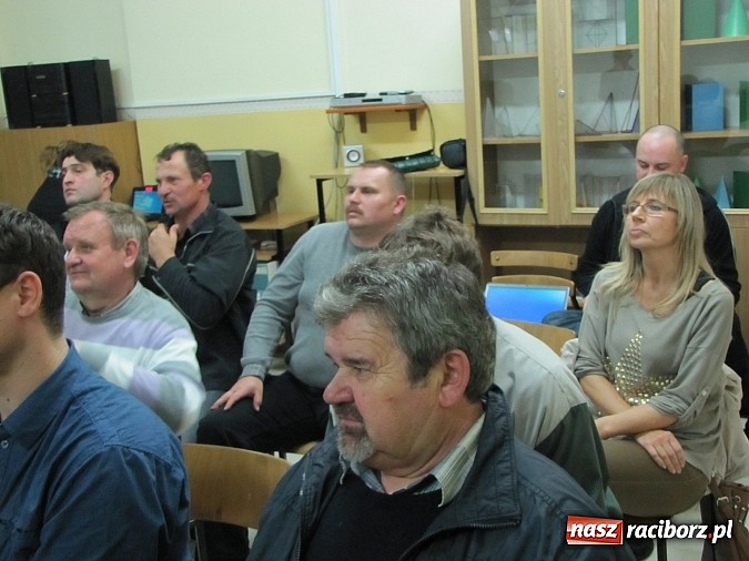 Zdjęcie w galerii na portalu naszraciborz.pl: Chcą pasów jak w Roszkowie i progów zwalniających na Korczaka wiadomości z regionu