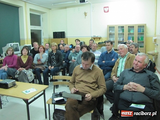 Zdjęcie w galerii na portalu naszraciborz.pl: Chcą pasów jak w Roszkowie i progów zwalniających na Korczaka wiadomości z regionu