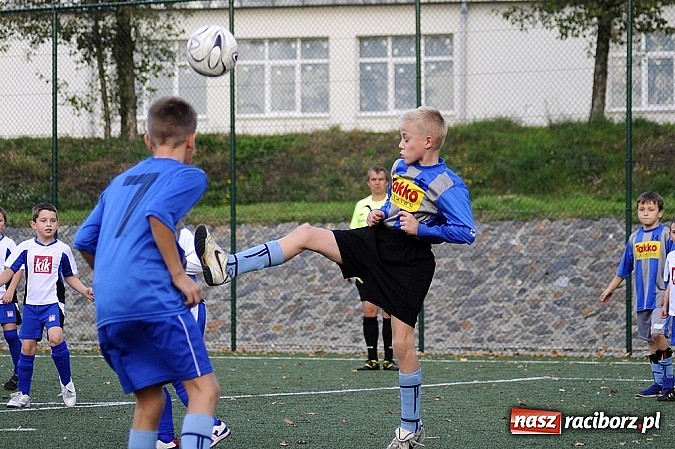 Zdjęcie w galerii na portalu naszraciborz.pl: Młodzi piłkarze Startu niepokonani wiadomości z regionu