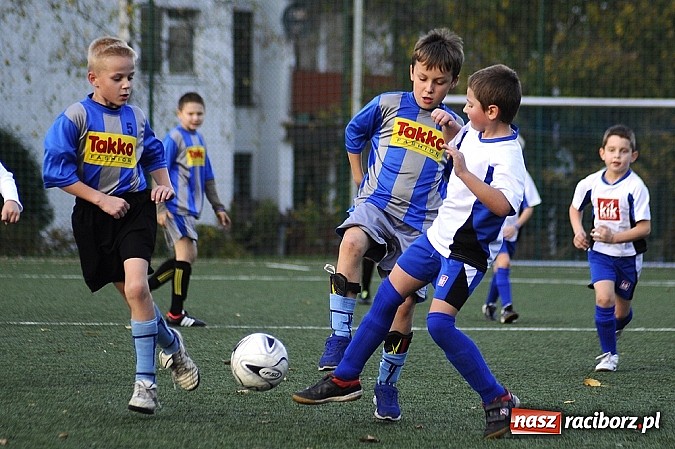 Zdjęcie w galerii na portalu naszraciborz.pl: Młodzi piłkarze Startu niepokonani wiadomości z regionu