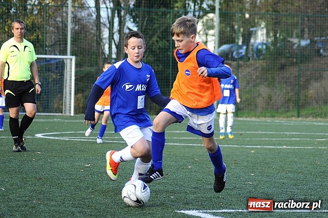 Zdjęcie w galerii na portalu naszraciborz.pl: Młodzi piłkarze Startu niepokonani wiadomości z regionu