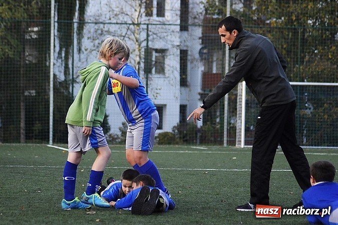 Zdjęcie w galerii na portalu naszraciborz.pl: Młodzi piłkarze Startu niepokonani wiadomości z regionu