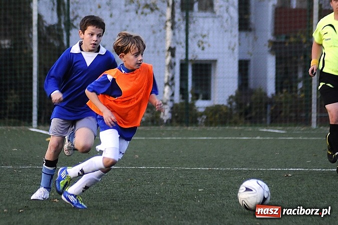 Zdjęcie w galerii na portalu naszraciborz.pl: Młodzi piłkarze Startu niepokonani wiadomości z regionu