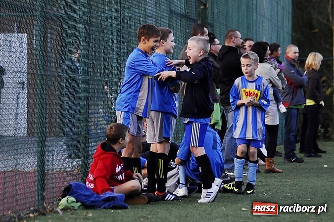 Zdjęcie w galerii na portalu naszraciborz.pl: Młodzi piłkarze Startu niepokonani wiadomości z regionu