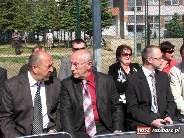 Zdjęcie w galerii na portalu naszraciborz.pl: Orlik XXL wylądował wiadomości z regionu