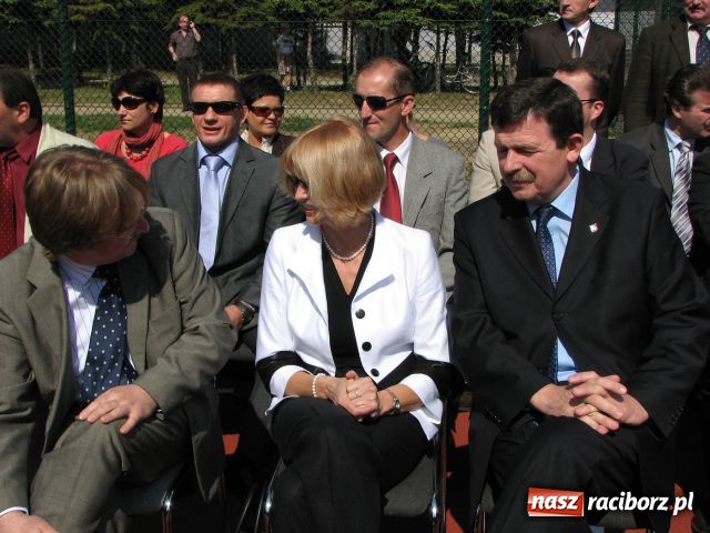 Zdjęcie w galerii na portalu naszraciborz.pl: Orlik XXL wylądował wiadomości z regionu