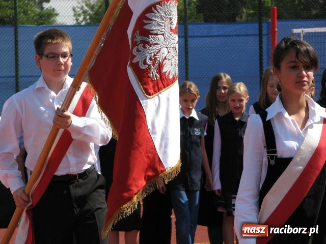 Zdjęcie w galerii na portalu naszraciborz.pl: Orlik XXL wylądował wiadomości z regionu