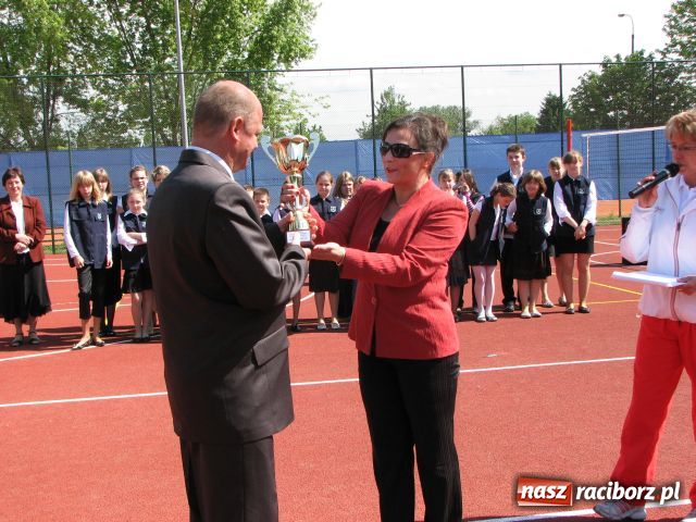 Zdjęcie w galerii na portalu naszraciborz.pl: Orlik XXL wylądował wiadomości z regionu