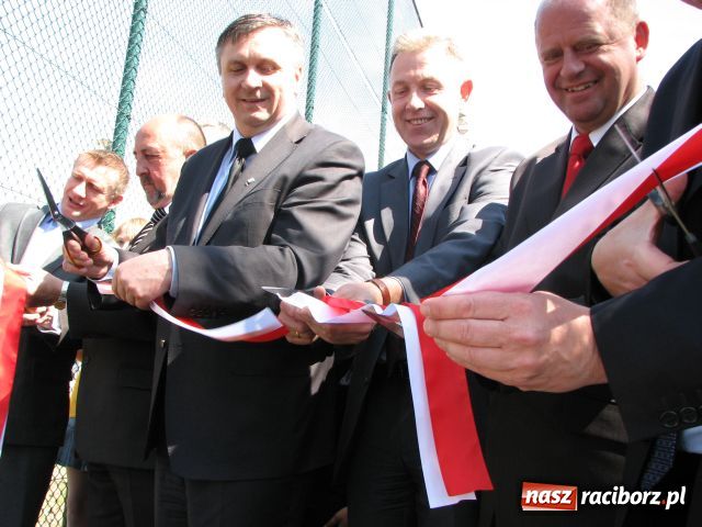 Zdjęcie w galerii na portalu naszraciborz.pl: Orlik XXL wylądował wiadomości z regionu