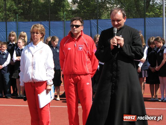Zdjęcie w galerii na portalu naszraciborz.pl: Orlik XXL wylądował wiadomości z regionu