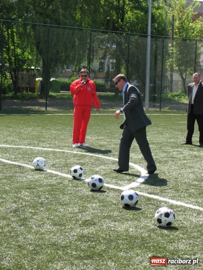 Zdjęcie w galerii na portalu naszraciborz.pl: Orlik XXL wylądował wiadomości z regionu