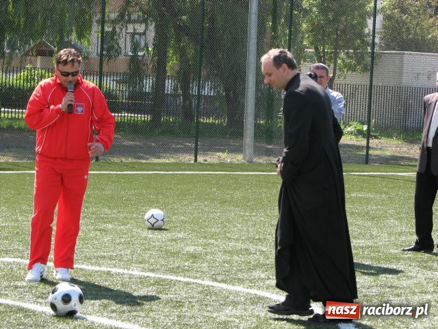 Zdjęcie w galerii na portalu naszraciborz.pl: Orlik XXL wylądował wiadomości z regionu