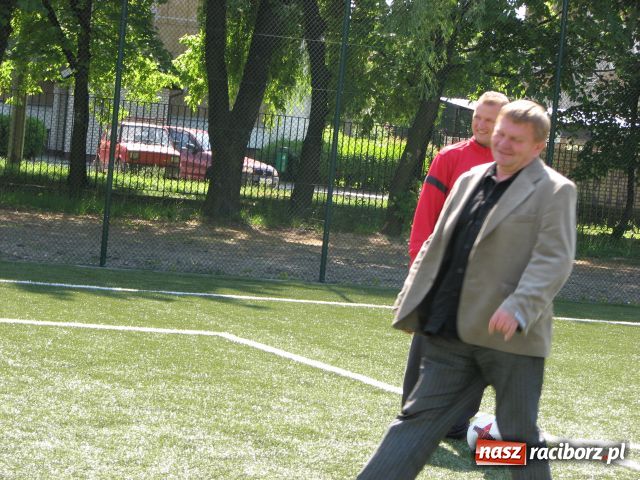 Zdjęcie w galerii na portalu naszraciborz.pl: Orlik XXL wylądował wiadomości z regionu