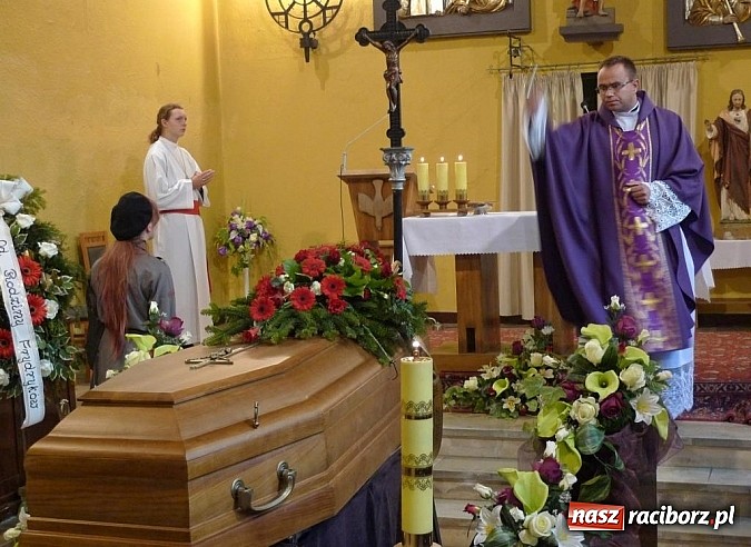 Zdjęcie w galerii na portalu naszraciborz.pl: Ostatnie pożegnanie Waldemara Jończego wiadomości z regionu