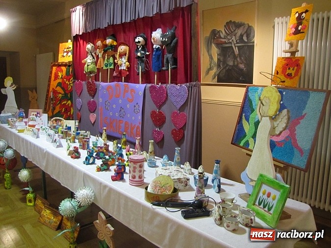 Zdjęcie w galerii na portalu naszraciborz.pl: O sieroctwie społecznym i traumie dzieci w RCK wiadomości z regionu