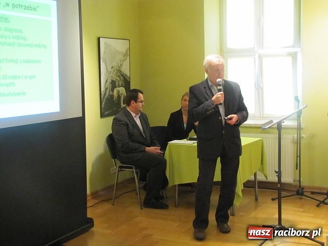 Zdjęcie w galerii na portalu naszraciborz.pl: O sieroctwie społecznym i traumie dzieci w RCK wiadomości z regionu