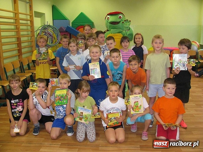 Zdjęcie w galerii na portalu naszraciborz.pl: Ż&oacute;łwik Franklin w SP 15 wiadomości z regionu
