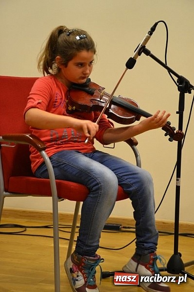 Zdjęcie w galerii na portalu naszraciborz.pl: Muzyka z chrześcijańską duszą zabrzmiała na Zamku wiadomości z regionu