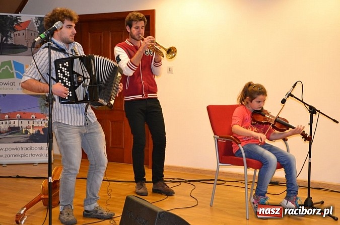 Zdjęcie w galerii na portalu naszraciborz.pl: Muzyka z chrześcijańską duszą zabrzmiała na Zamku wiadomości z regionu