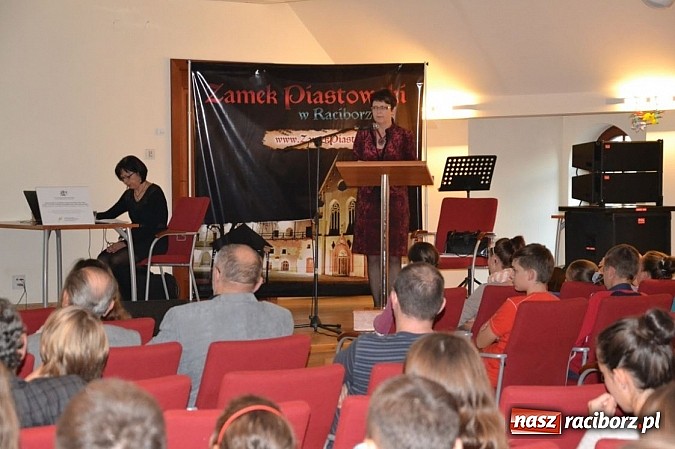 Zdjęcie w galerii na portalu naszraciborz.pl: O obrzędach wiosennych na raciborskim zamku wiadomości z regionu