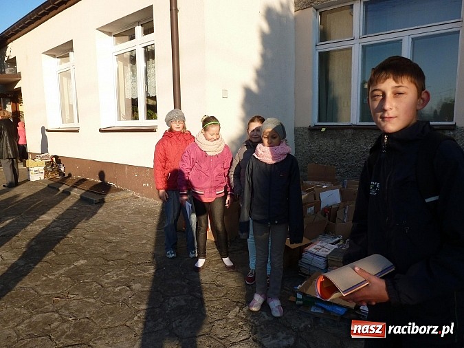 Zdjęcie w galerii na portalu naszraciborz.pl: Zbiórka makulatury w ZSP Borucinie wiadomości z regionu