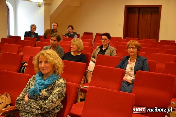 Zdjęcie w galerii na portalu naszraciborz.pl: Rozmawiali o protokole dyplomatycznym wiadomości z regionu