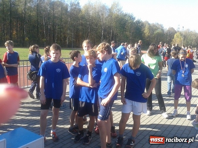 Zdjęcie w galerii na portalu naszraciborz.pl: Uczniowie SP 15 wicemistrzami Śląska w przełajach wiadomości z regionu