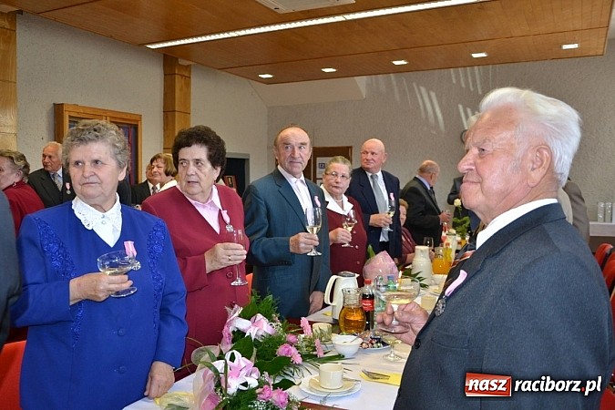 Zdjęcie w galerii na portalu naszraciborz.pl: Złote gody małżeńskie w gminie Krzyżanowice wiadomości z regionu