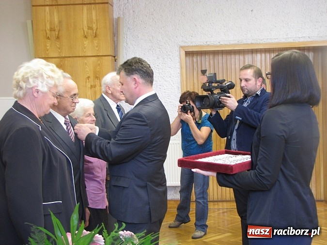 Zdjęcie w galerii na portalu naszraciborz.pl: Złote gody małżeńskie w gminie Krzyżanowice wiadomości z regionu