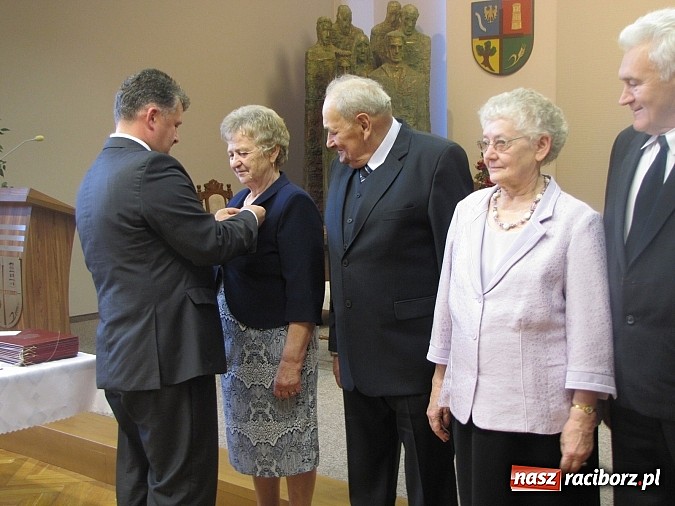 Zdjęcie w galerii na portalu naszraciborz.pl: Złote gody małżeńskie w gminie Krzyżanowice wiadomości z regionu