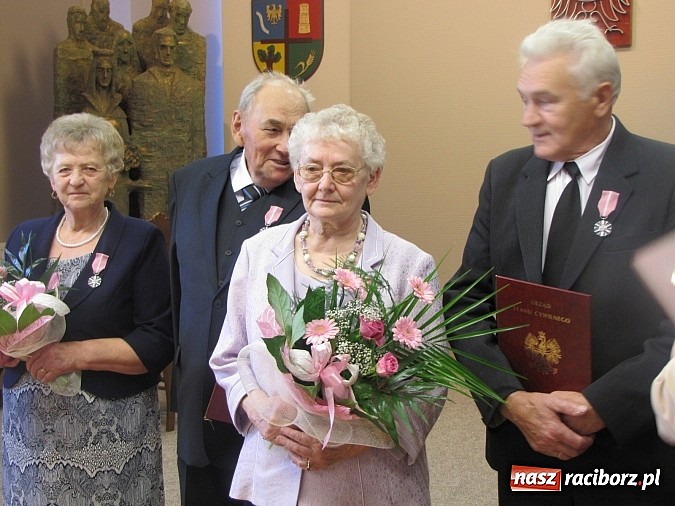 Zdjęcie w galerii na portalu naszraciborz.pl: Złote gody małżeńskie w gminie Krzyżanowice wiadomości z regionu