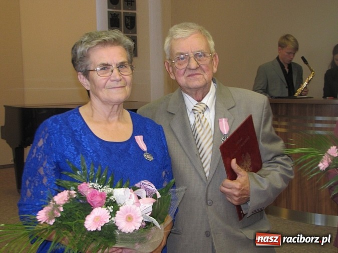 Zdjęcie w galerii na portalu naszraciborz.pl: Złote gody małżeńskie w gminie Krzyżanowice wiadomości z regionu