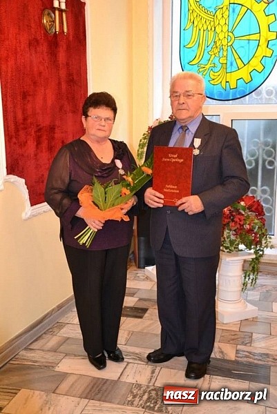 Zdjęcie w galerii na portalu naszraciborz.pl: W kuźniańskim magistracie świętowano złote gody wiadomości z regionu