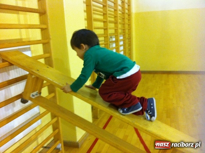 Zdjęcie w galerii na portalu naszraciborz.pl: Czas na koszyk&oacute;wkę dla najMłodszych - MiniBasketball! wiadomości z regionu