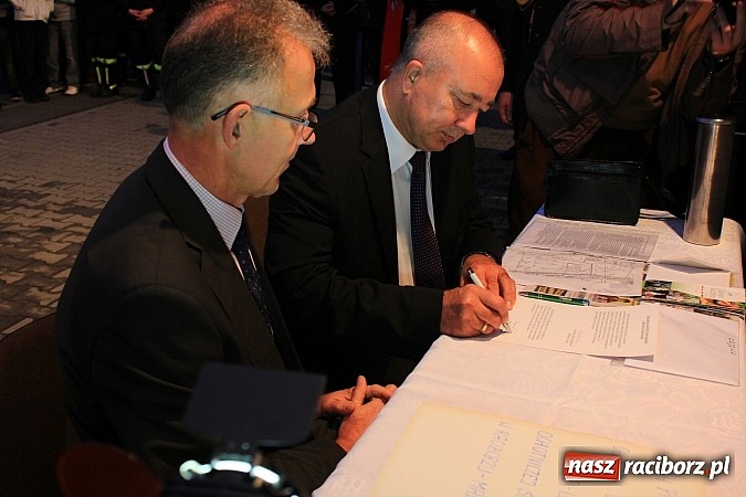 Zdjęcie w galerii na portalu naszraciborz.pl: Wielkie święto OSP w Markowicach wiadomości z regionu